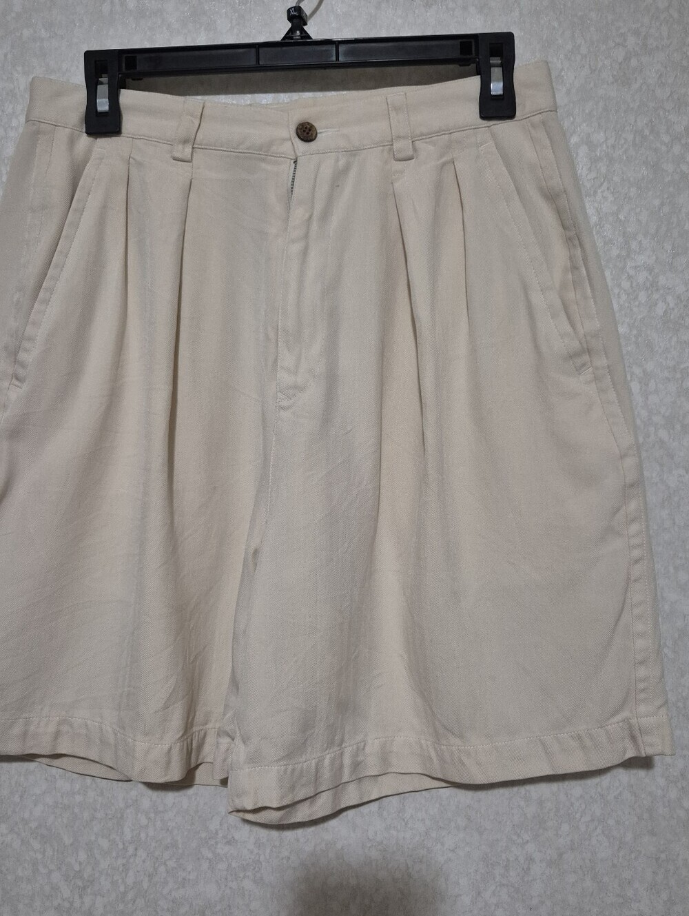 Tommy Bahama Vintage Ivory 100% Silk Pleated High Rise Shorts:Size:10